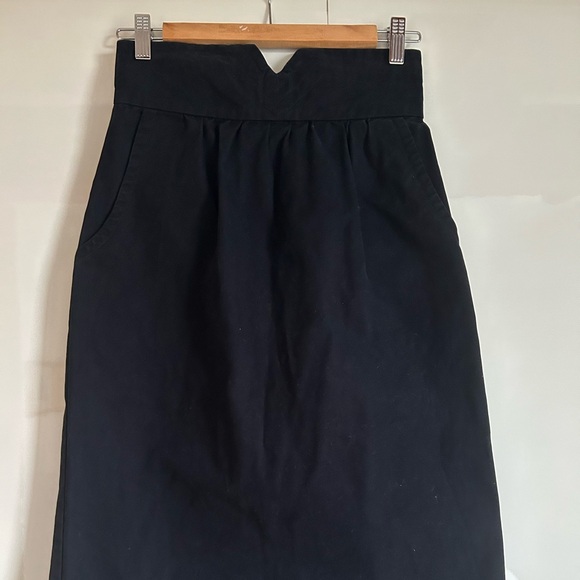 Black high waisted skirt - Picture 1 of 6
